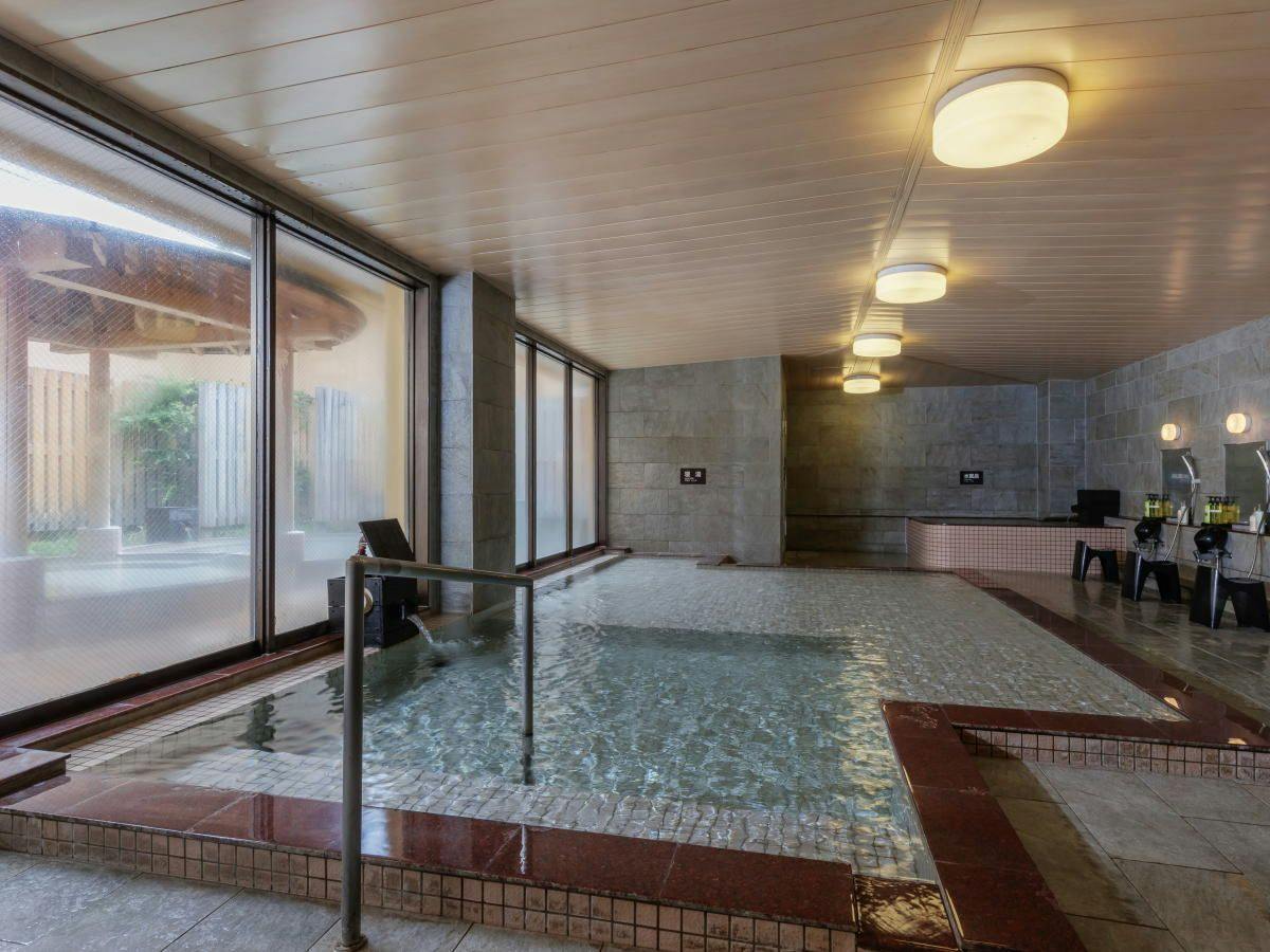 Natural Hot Spring Tazawako Lake Resort