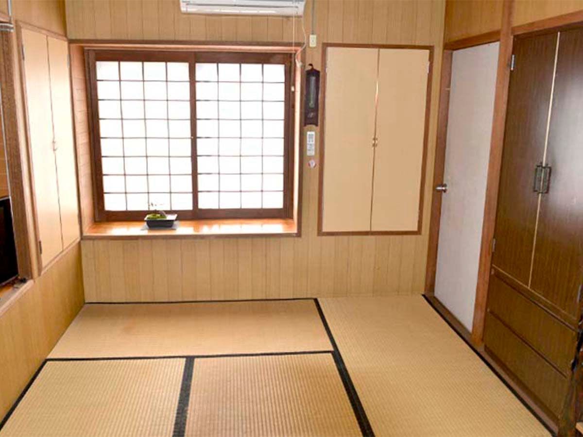 ・【Kamar Gaya Jepang】Dilengkapi dengan TV dan AC