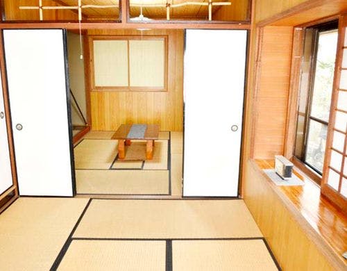 ・ソファ付きの茶室