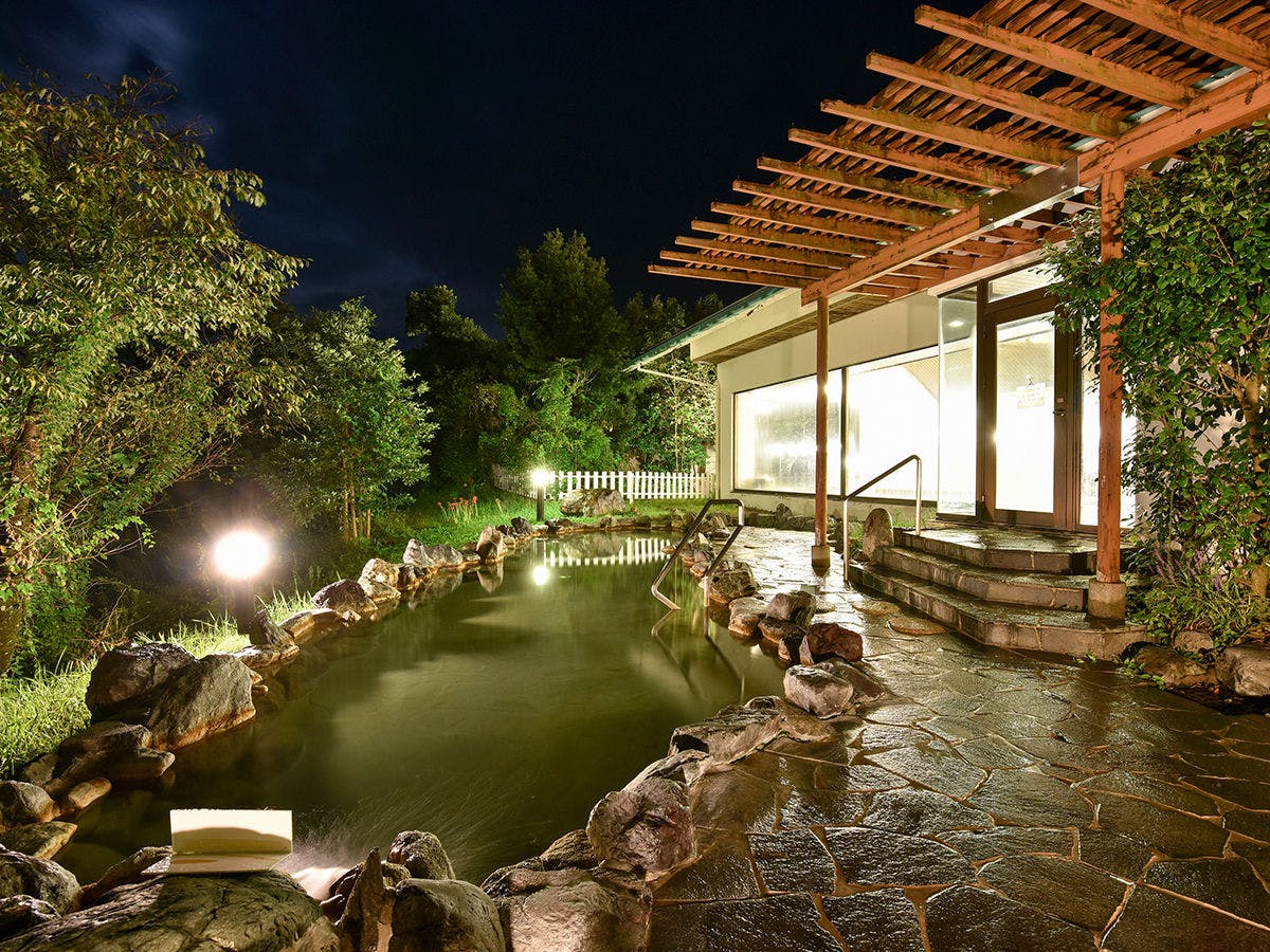 *【อ่างอาบน้ำกลางแจ้ง】