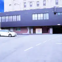 ด้านหลังของโรงแรม