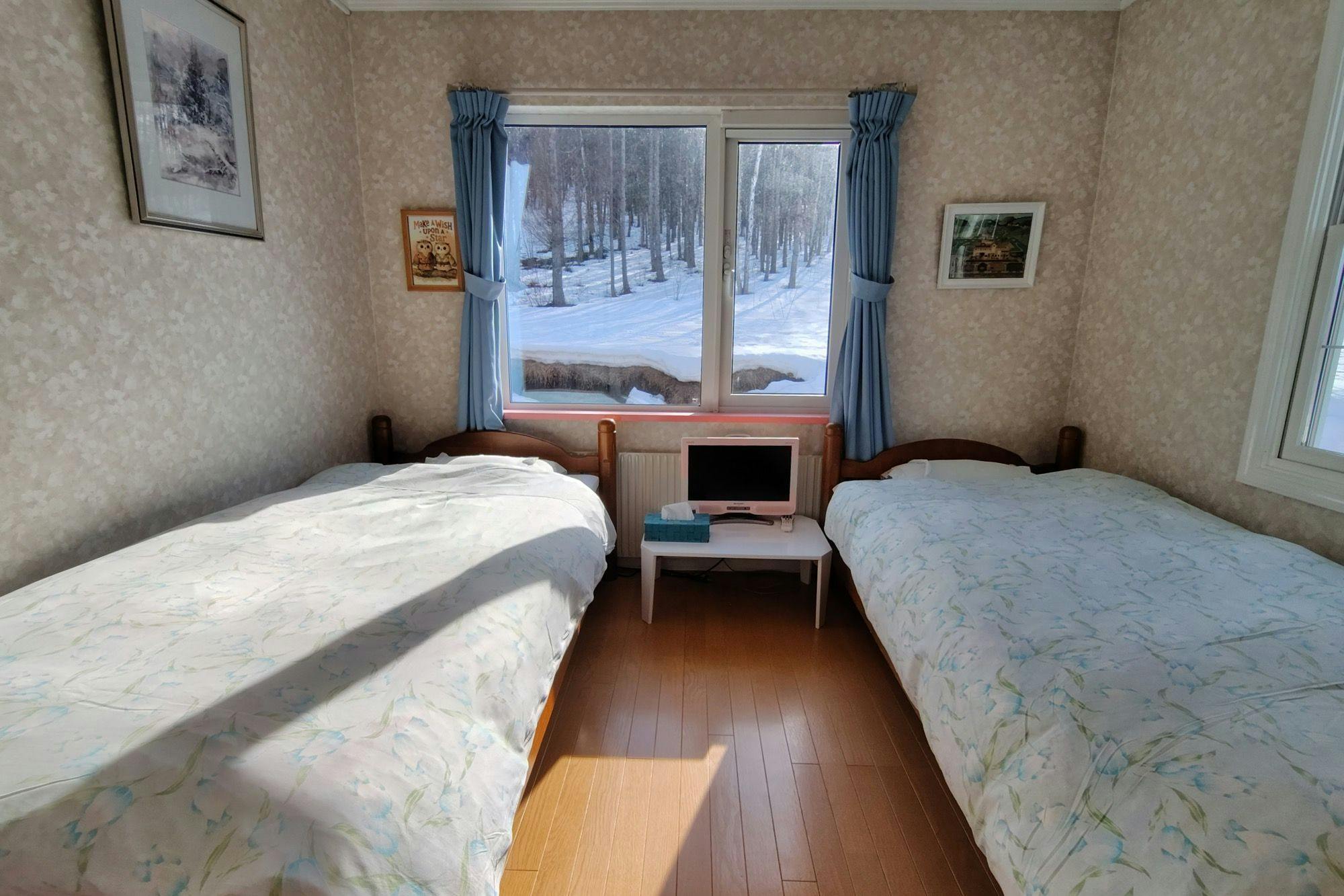 ห้องทวิน