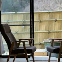 ห้องพักพร้อมอ่างอาบน้ำกลางแจ้งที่ให้ความรู้สึกโปร่งโล่ง