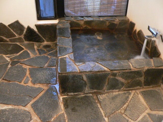 อ่างอาบน้ำหินส่วนตัว