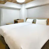 คอมแพคทวิน