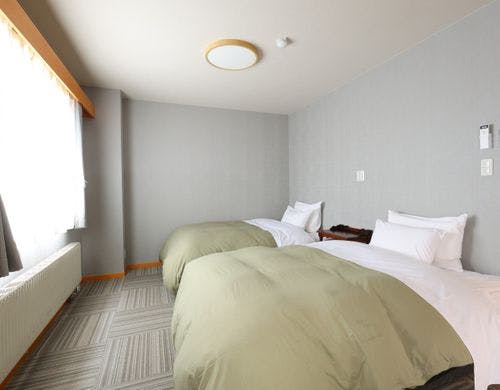 ラージツイン洋風／禁煙　収納型ベッド