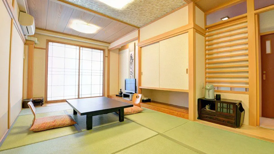Takumi Tourist Hotel