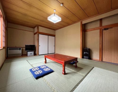 和室10畳　まったりゆったりお寛ぎください