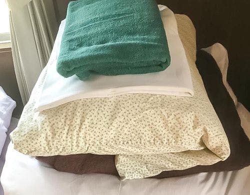 ・ご自身でお布団を敷いてご利用ください