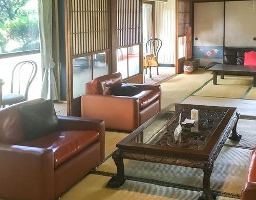 ・落ち着いた趣きのあるリビングスペース