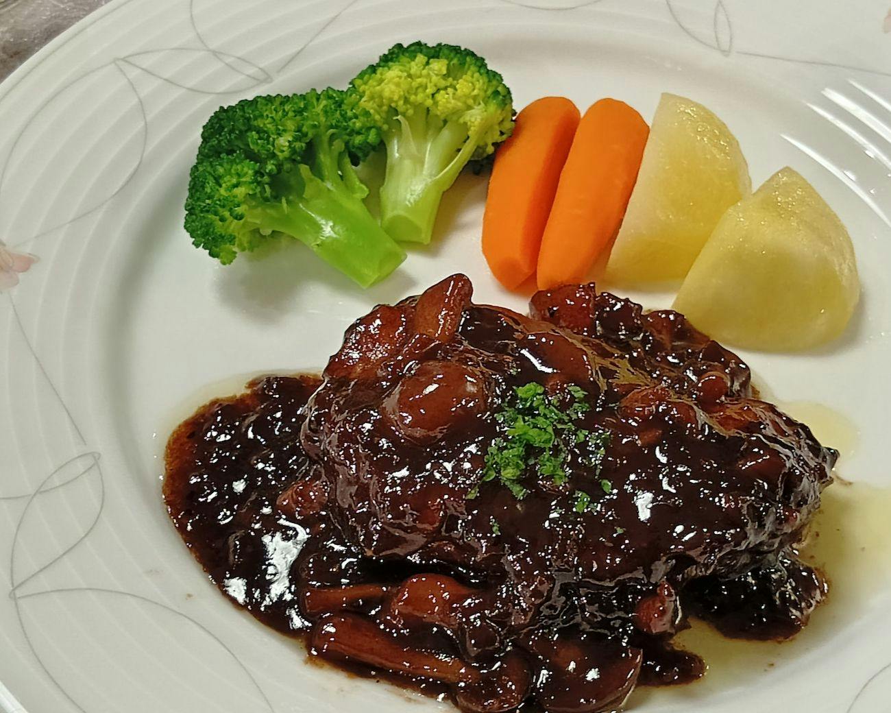 Tateshina Highland Pension Sunset - A Culinary Delight Inn