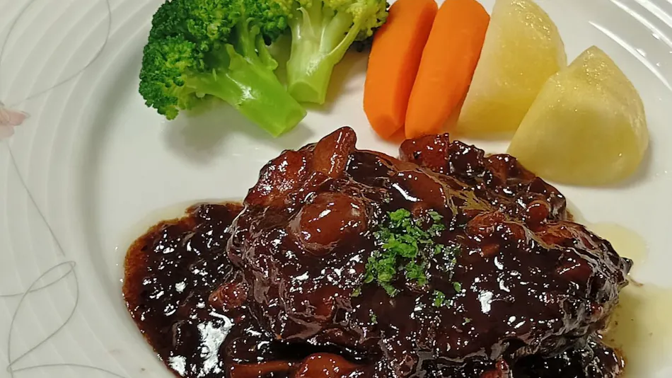 Tateshina Highland Pension Sunset - A Culinary Delight Inn