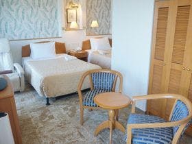 那覇ビーチサイドホテル