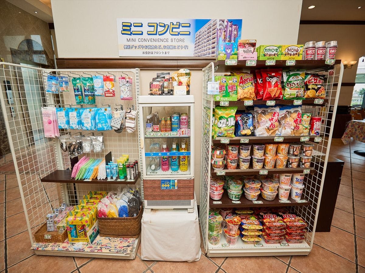 มินิคอนวีเนียนสโตร์และของฝาก