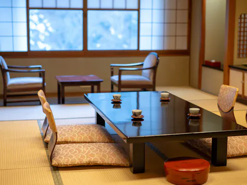 【컴포트 일본식 다다미방 12조|홍운각】