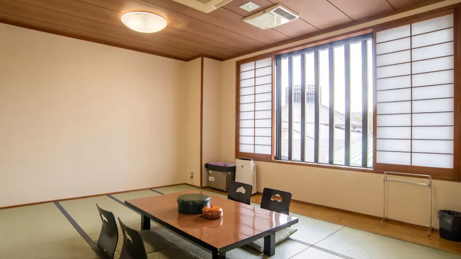 Shichijo Onsen Dome