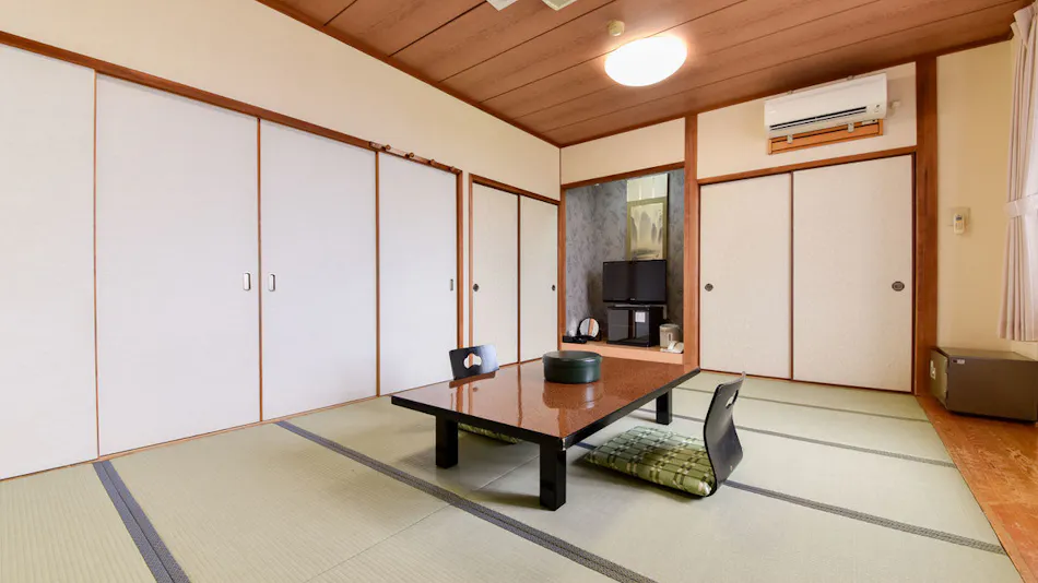 Shichijo Onsen Dome