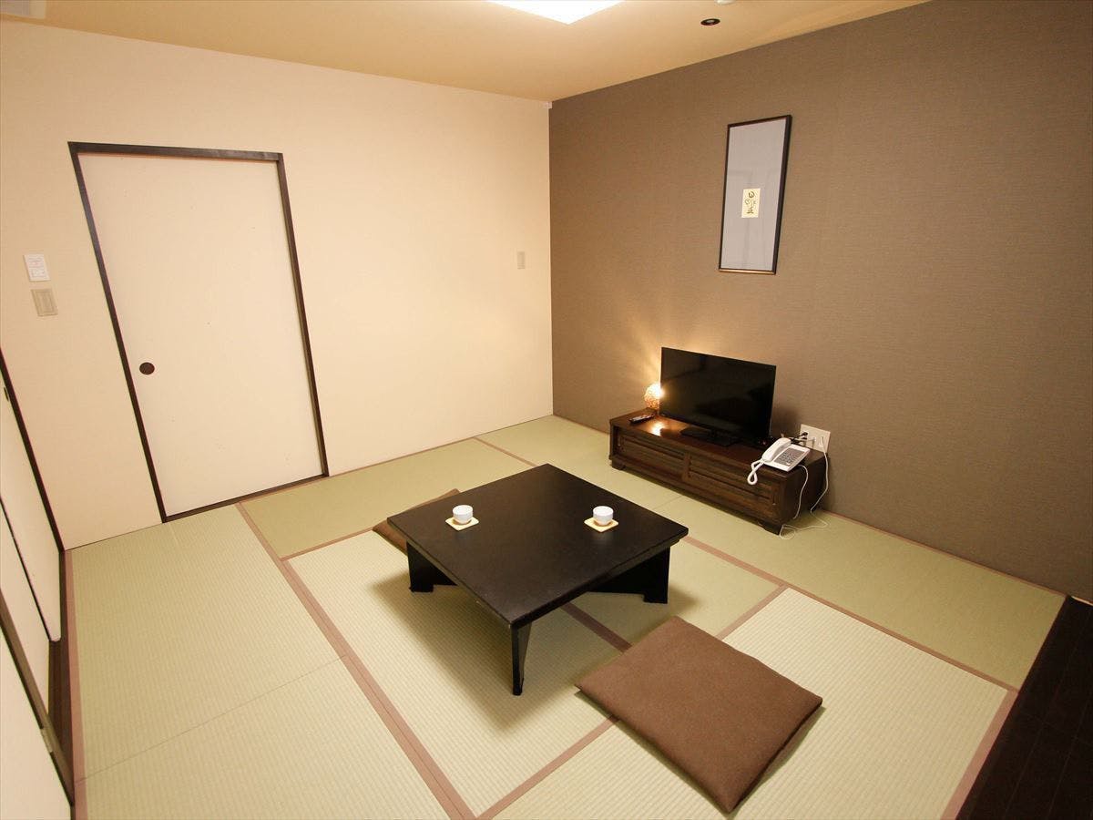 Manza Onsen Nisshinkan