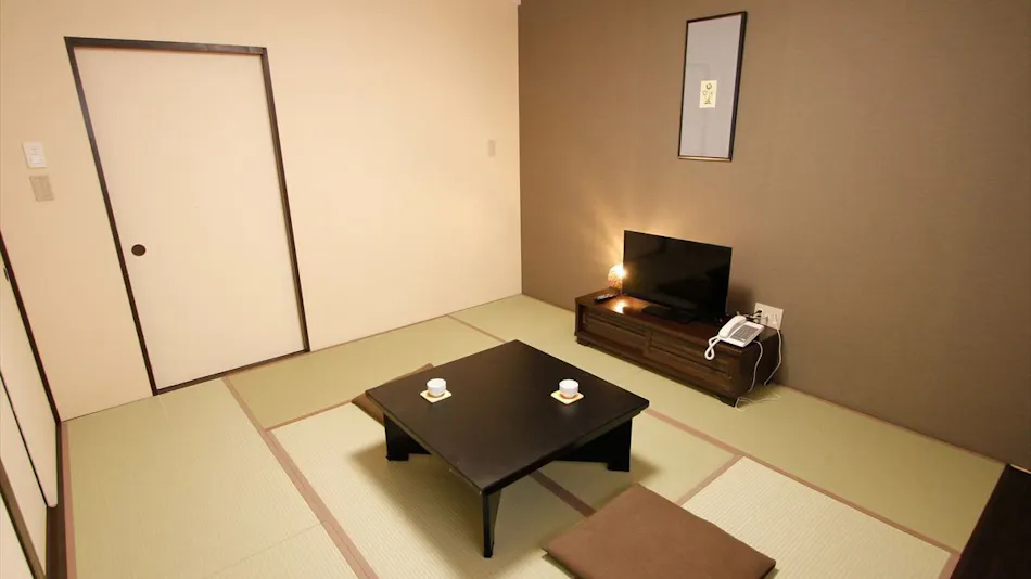 Manza Onsen Nisshinkan