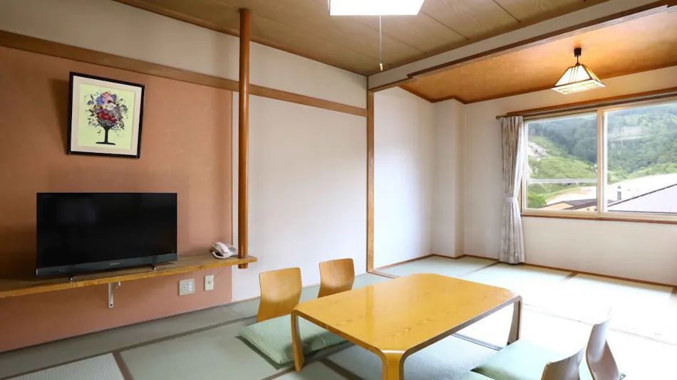 Manza Onsen Nisshinkan