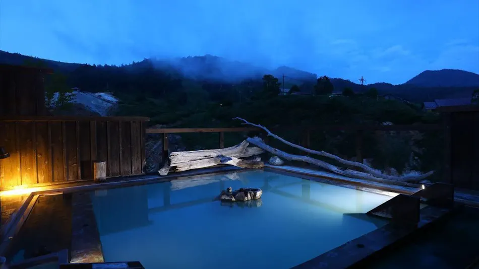 Manza Onsen Nisshinkan