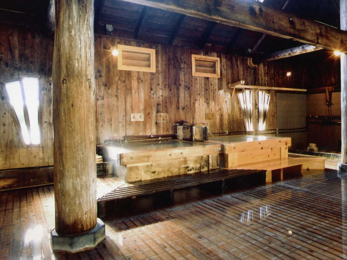 Manza Onsen Nisshinkan