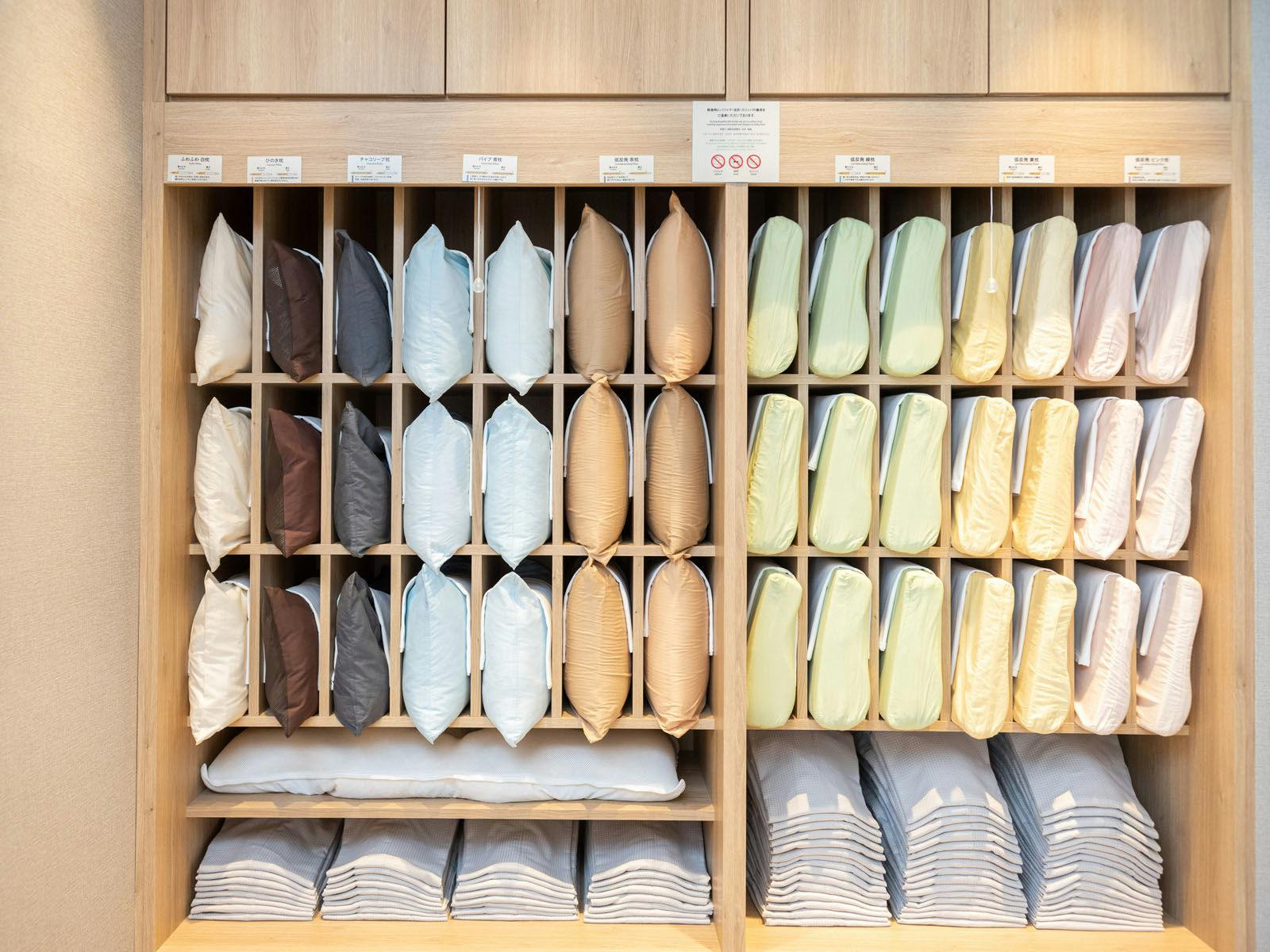 숙면을 위한 8가지 선택 가능한 베개