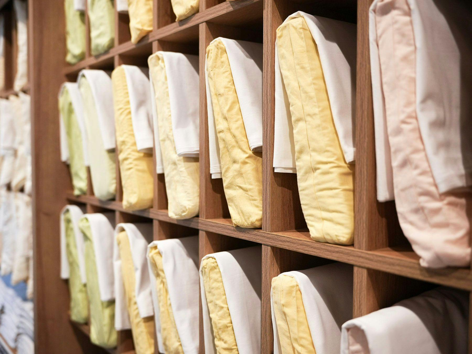 숙면을 위한 8가지 선택 가능한 베개