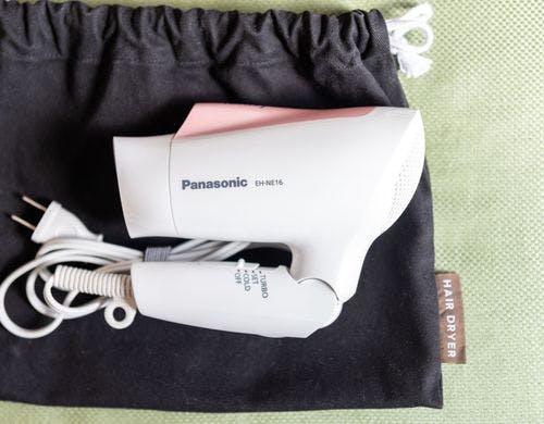 大切な髪にマイナスイオンで潤いを