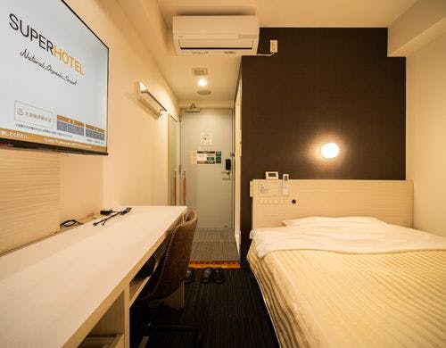 暗めの照明で、深い眠りをサポートします