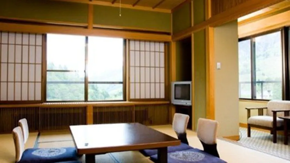 Okada Ryokan Warakutei