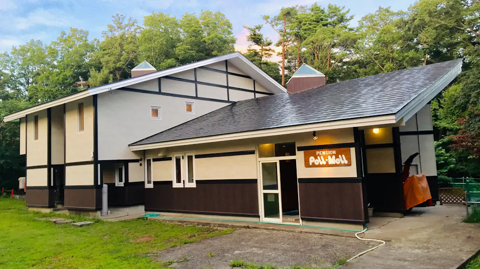 Radio's Traditional House Permel for Over 50s Only