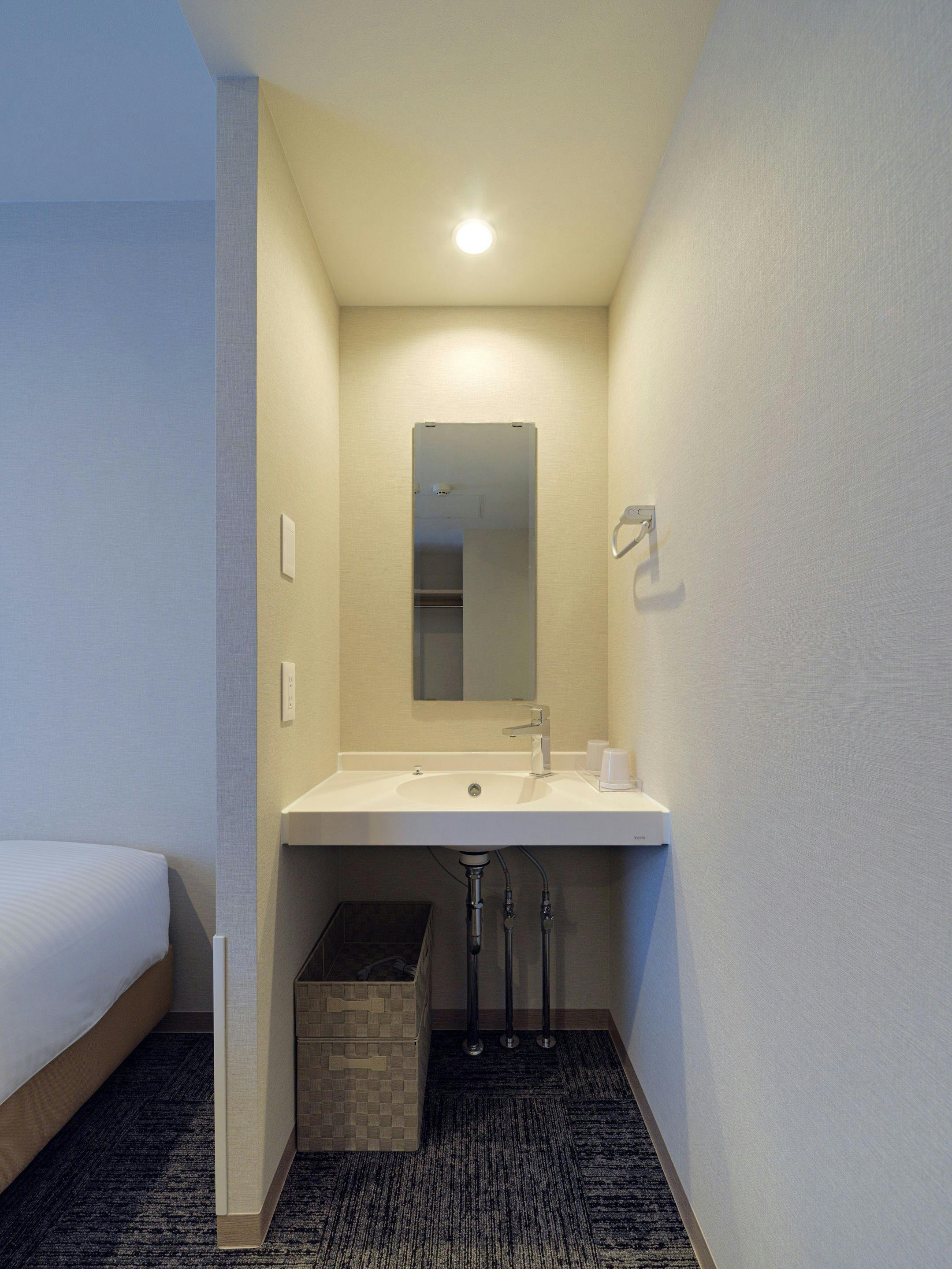 a. Suehiro Hotel