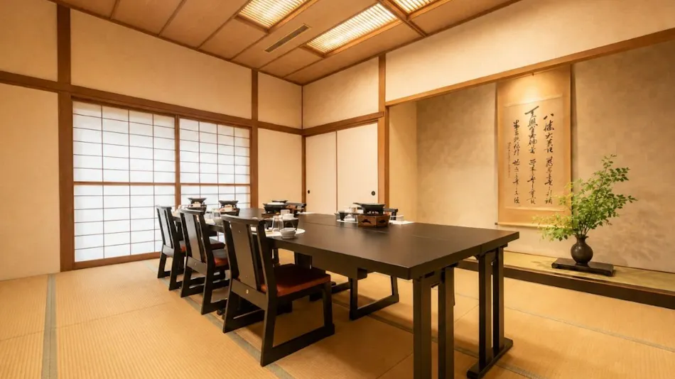 Shibu no Yu: An Inn with Free-Flowing Hot Spring Source
