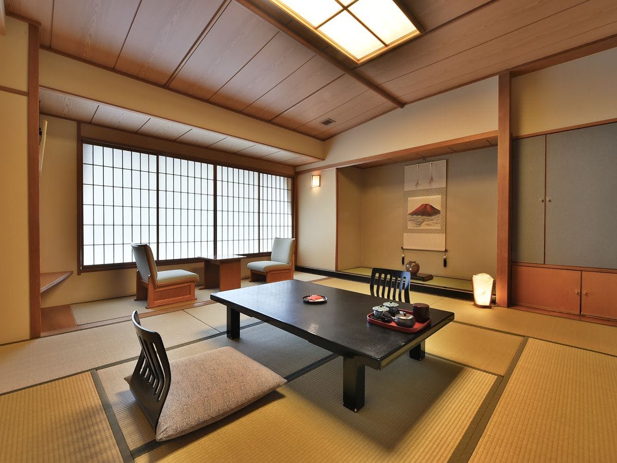 ห้องสไตล์ญี่ปุ่น 10 เสื่อทาทามิ <燈Akari>