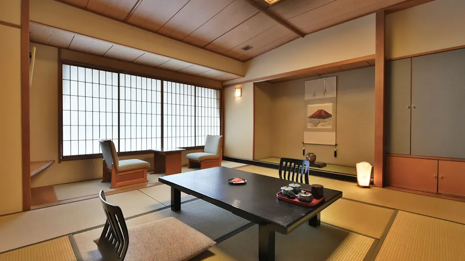 Shibu no Yu: An Inn with Free-Flowing Hot Spring Source