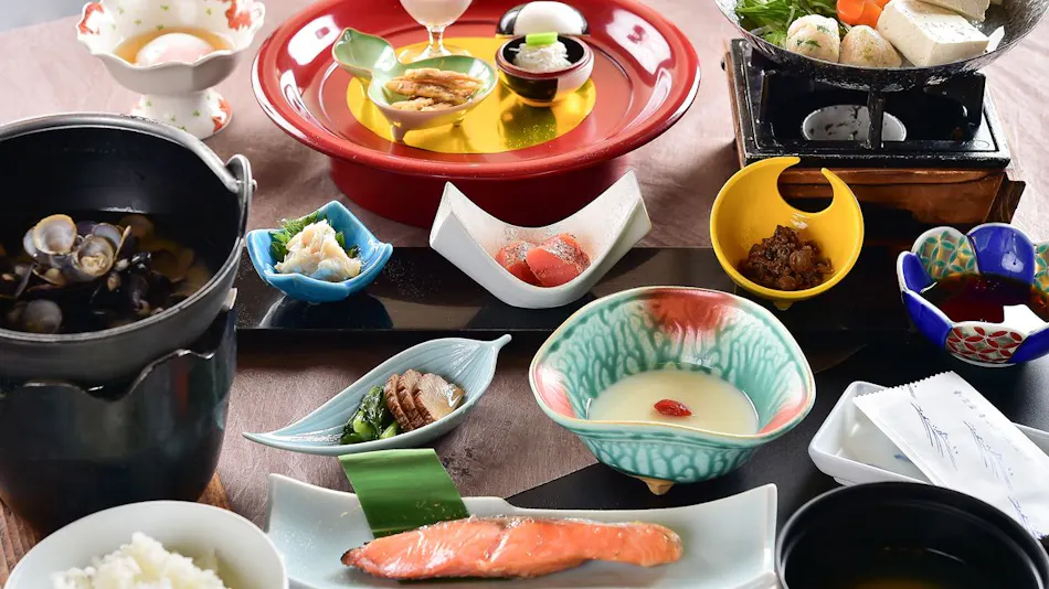 Shibu no Yu: An Inn with Free-Flowing Hot Spring Source