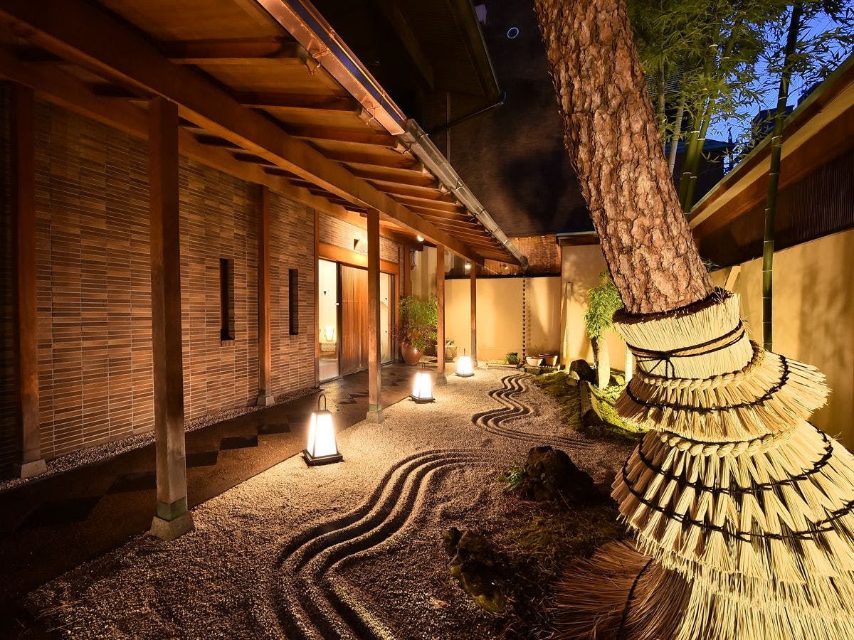 Shibu no Yu: An Inn with Free-Flowing Hot Spring Source