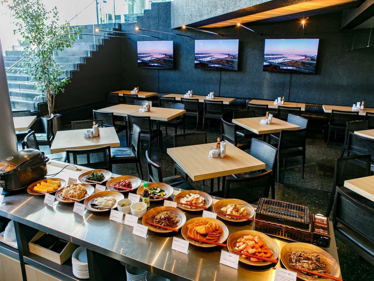 อาหารเช้า: บุฟเฟ่ต์ญี่ปุ่นและตะวันตก