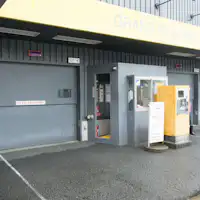 ที่จอดรถแบบอาคาร 2 แห่งครบครัน