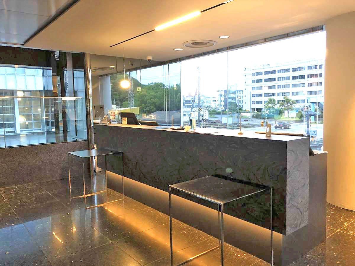 ชั้น 2 - แผนกต้อนรับ