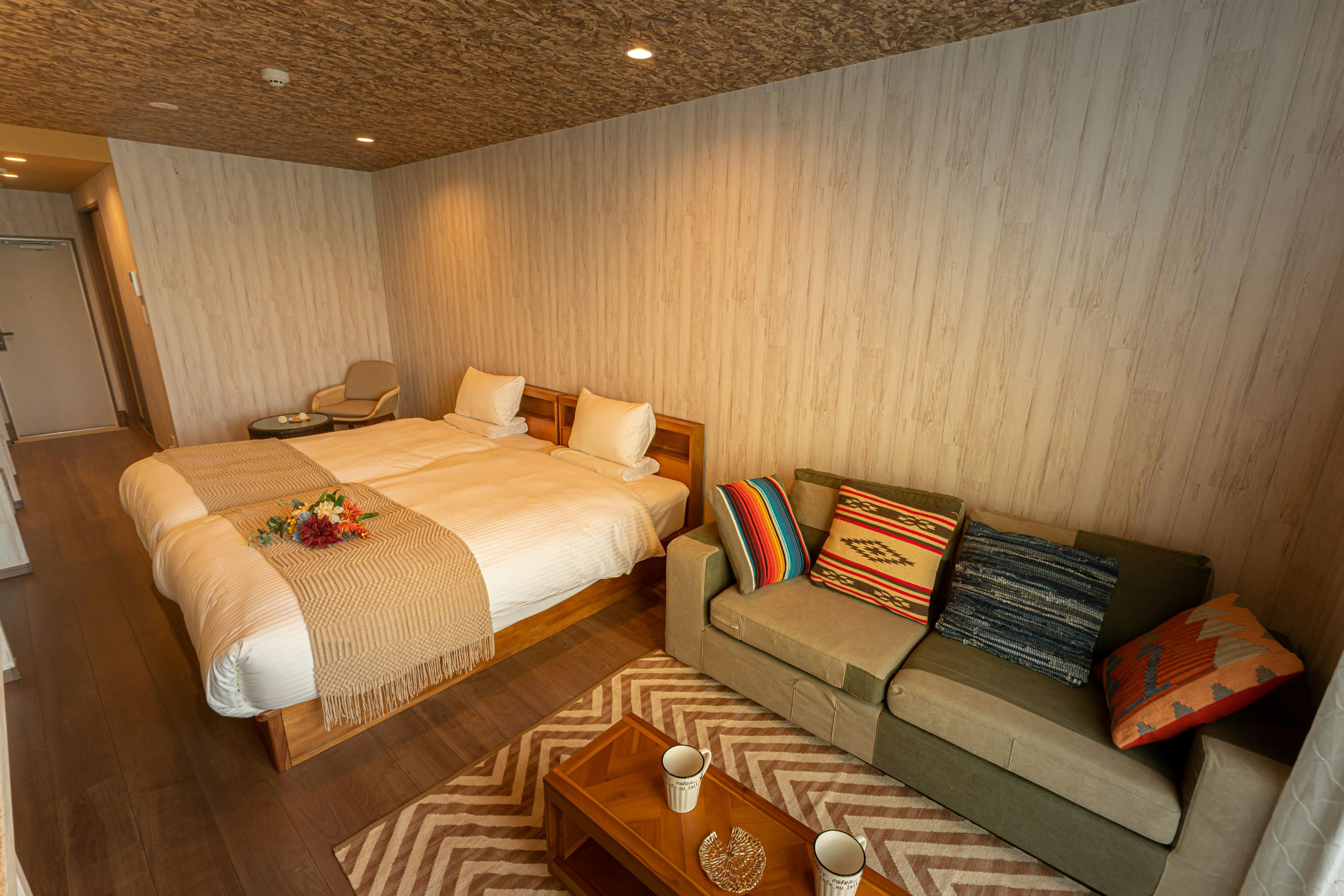 콘센트 룸 【보헤미안】 (24평방미터)