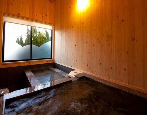 客室内風呂（寝湯）