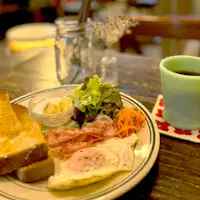 아프리콧에서 '모닝 세트'