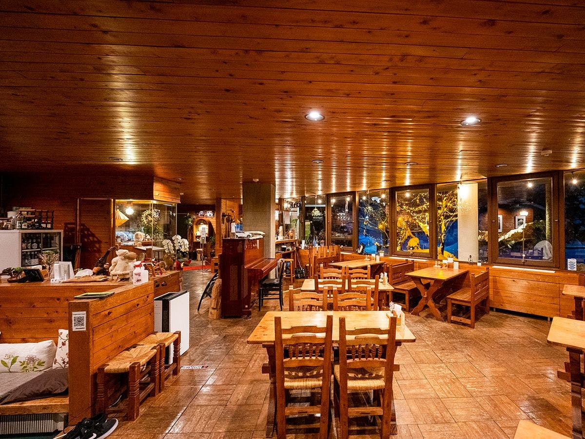Lodge scole Inc.