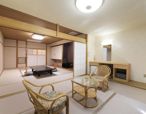 【ホテル茜】通常和室（12畳＋広縁） (4)
