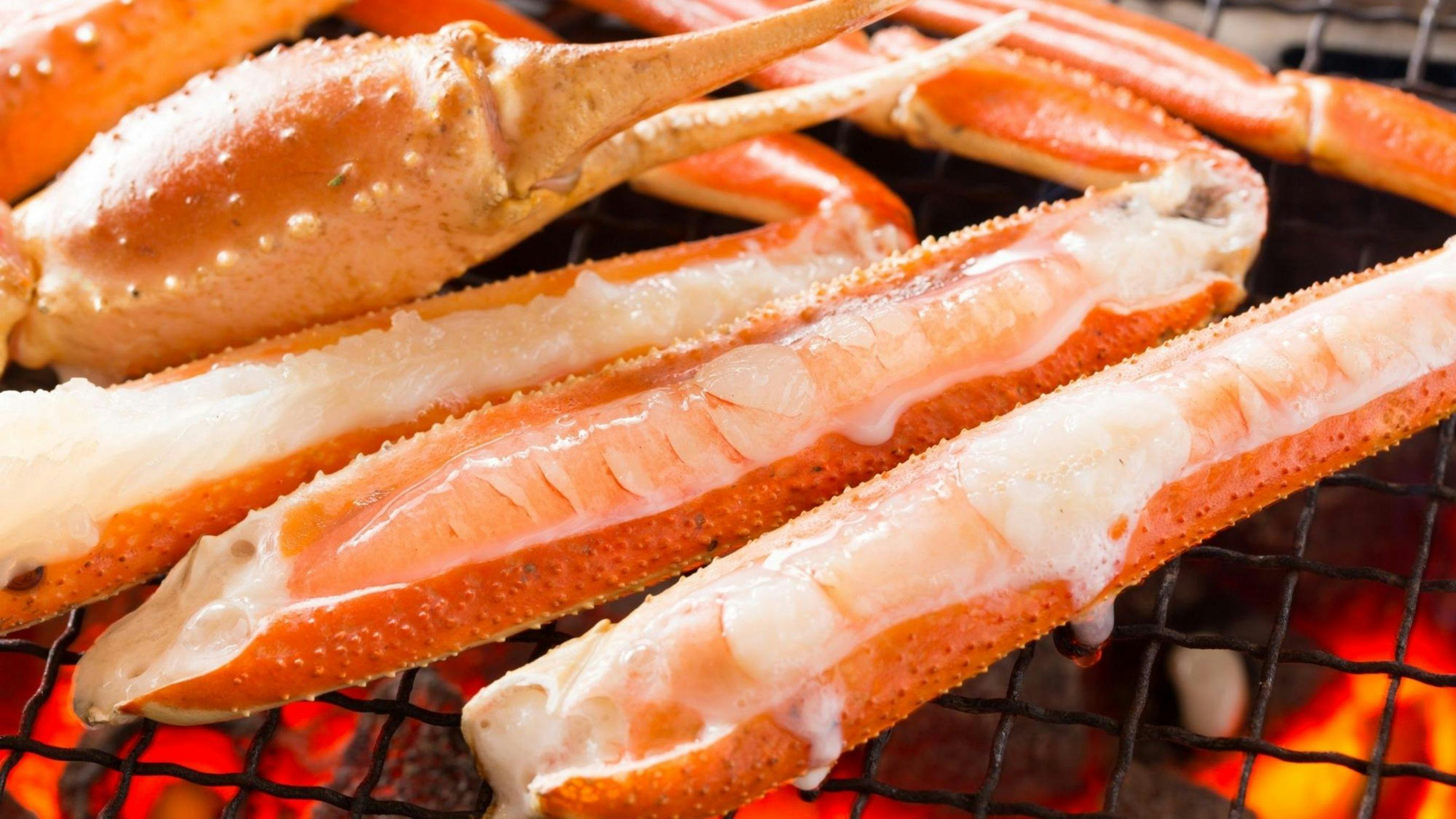 ปูภูเขาสดย่างถ่าน