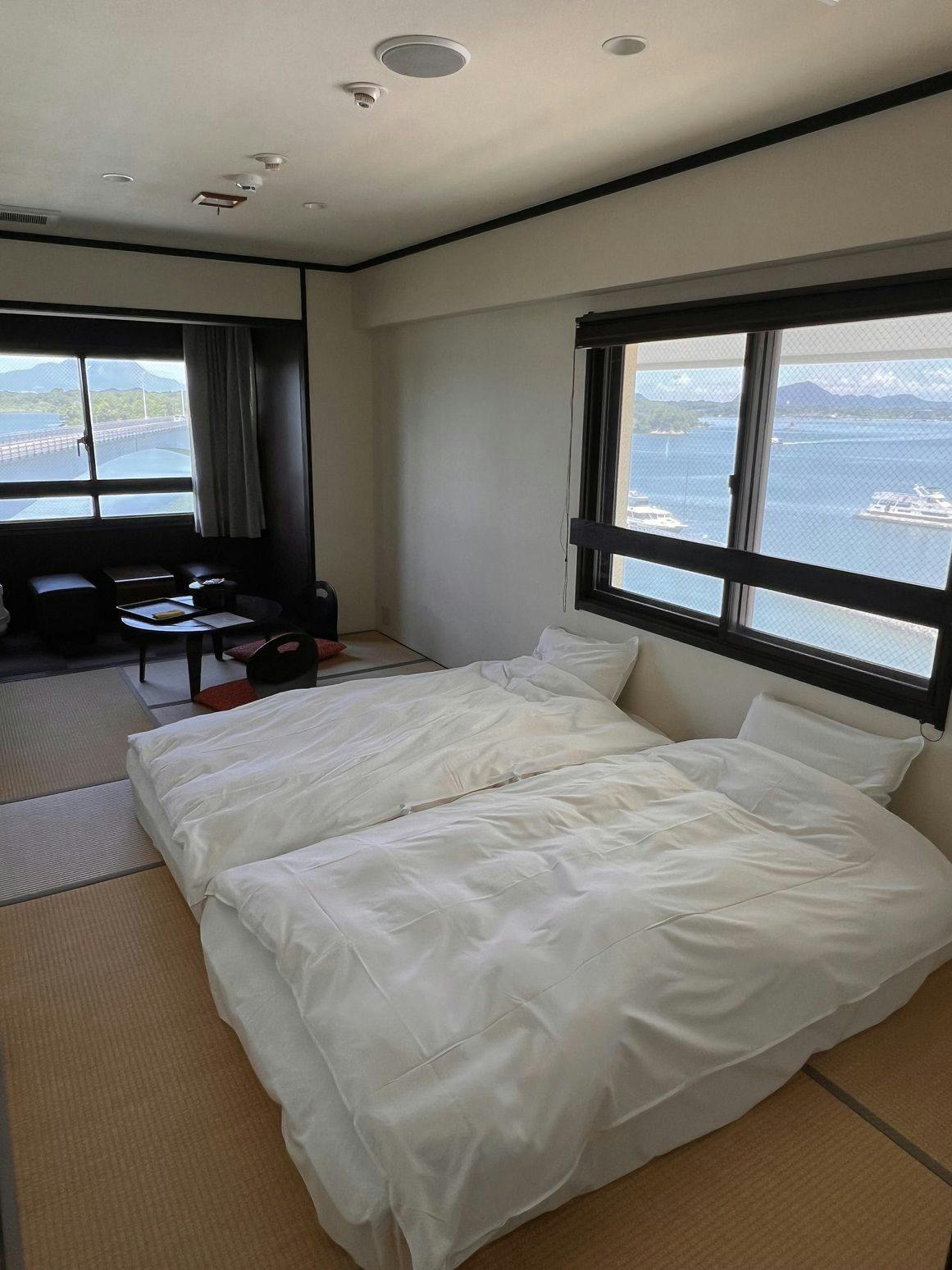 ห้องพักแบบญี่ปุ่นเตียงคู่ (ที่นอน 2 หลังบนเสื่อทาทามิ)