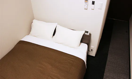 ห้องพักเตียงคู่ 【เตียงกว้าง 140 ซม. 1 เตียง】