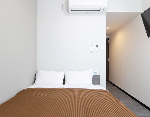 セミダブルルーム【120cm幅ベッド1台】